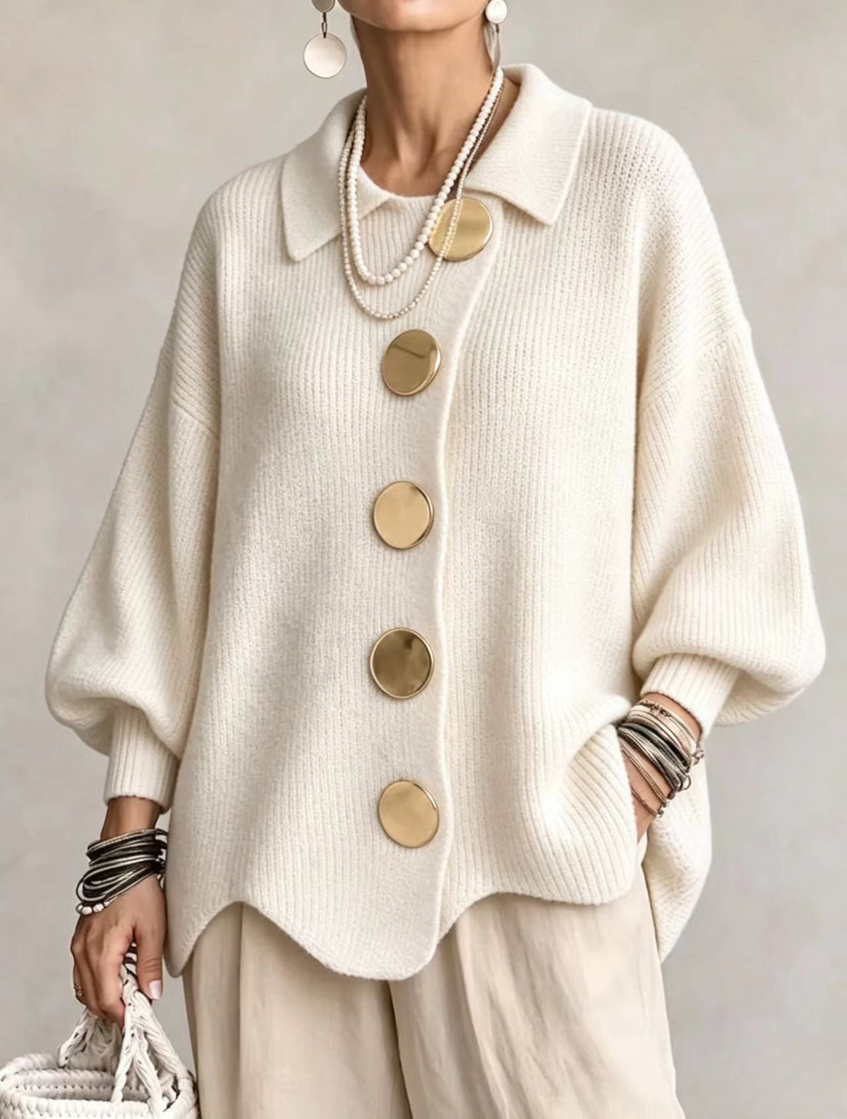 Oversize kardigán so zlatými gombíkmi Izabela – Slonovinová